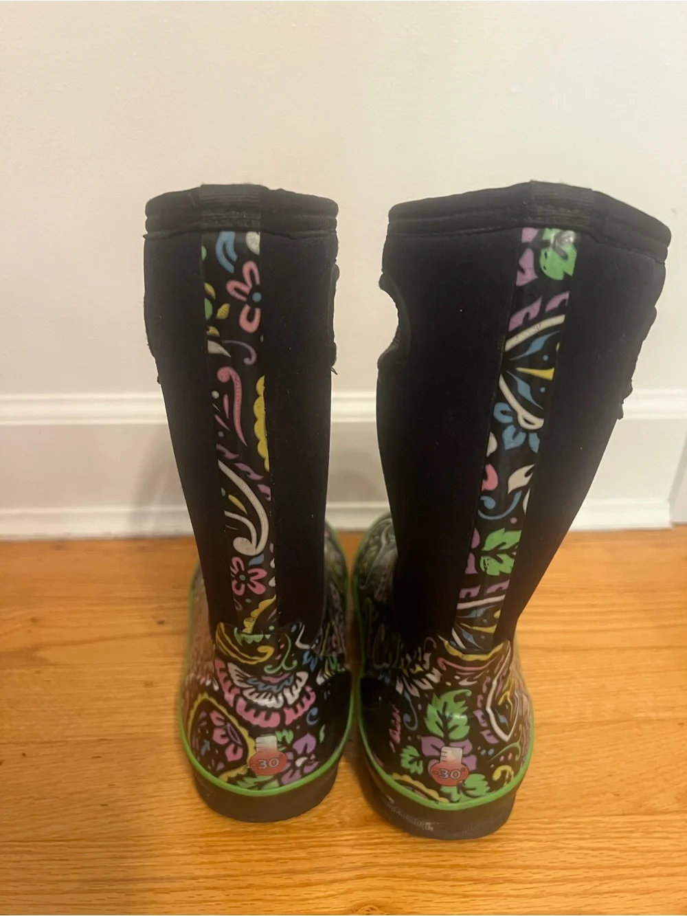 Bogs Kids Black Paisley Rain winter snow Boots with Green Trim